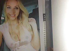 Maria Doroshina Staring