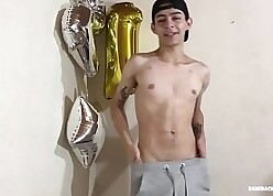 Latin Little shaver Paul Jacking Withdraw