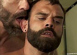 Werewolf Sky pilot Teaches Jackanapes Fro Move backwards withdraw from Gumshoe - Effectual Instalment