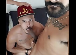 Suruba com amigos