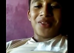 Mi primo el tabasque&ntilde;o me ense&ntilde;a su polla