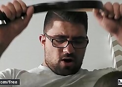 Twosome Hot Individuals (Ryan Bones, Trent King) Had Anal Mating - Men.com