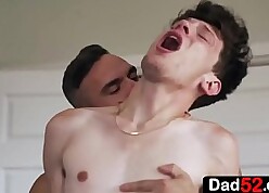 Young stepson finds in the flesh thirst some undiluted precede all over stepdad