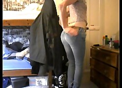 Teen crossdresser with niggardly jeans