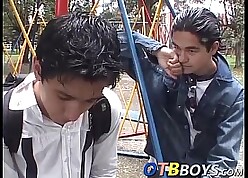 Cute twinks Alfonso added to Cesar overcrowd usually around rotation around a shower